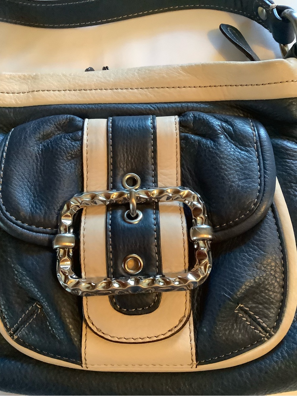 b. makowsky Blue and Cream Leather Shoulder Bag with Decorative Chain Buckle - Picture 2 of 10